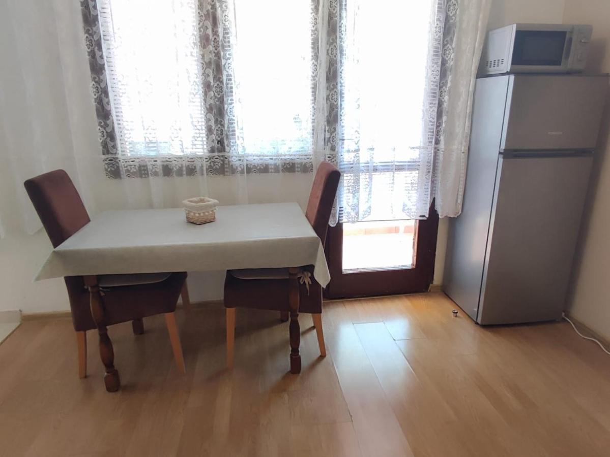 Apartmani Valentino Makarska Eksteriør bilde